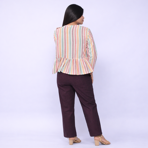 Conjunto de Blazer de Crepé con Múltiples Rayas y Pantalones Cortos de Pierna Ancha para Mujer - Product Image 2