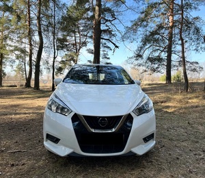 2017 Nissan Maxima Automático Gasolina Hatchback con Asientos Oscuros y Neumáticos R18 - Product Image 1