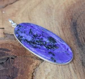 Colgante Ovalado de Charoita Morada Hecho a Mano, Plata de Ley 925, Joyería con Piedras Preciosas, Elegante Collar para Mujer, Regalo - Product Image 6
