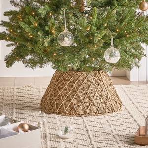 Wholesale Eco Friendly Handwoven <b>Wicker</b> Seagrass <b>Christmas</b> <b>Tree</b> Collar Handmade Natural Woven Cone Shape <b>Tree</b> <b>Skirt</b> <b>For</b> Holiday - Product Image 2