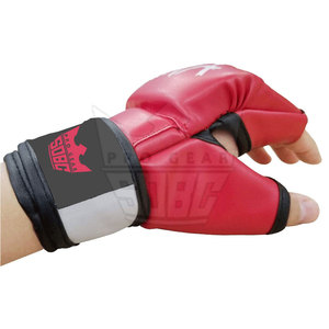 ถุงมือ MMA หนังคุณภาพพรีเมียม ระบายความชื้นได้ดี สวมใส่สบาย ปิดด้วยแถบตีนตุ๊กแก รับทำโลโก้ตามสั่ง ขายส่ง แบรนด์ส่วนตัว SAQIB CO - Product Image 2