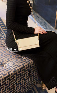 Cartera de Mano Italiana Hecha a Mano con Cadena de Cuero Genuino y Cierre Magnético - Product Image 6