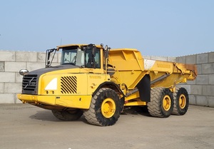 ACHETER aux enchères ! Camions à benne basculante A30-D HeavyDuty d'occasion de 2002 6.X.6 - Product Image 1