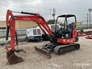 2022 Kubota KX040-4R1AP Mini pelle Kohler moteur Hydac cylindre hydraulique pompe boîte de vitesses chenille chargeur Type haute efficacité - Product Image 2