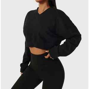 Sudadera con capucha recortada de mujer personalizada al por mayor con logotipo impreso Top de invierno de proveedor OEM con decoración de insignia frontal - Product Image 4