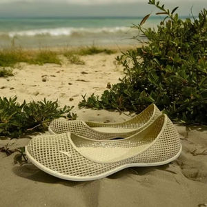 Women's Quick Dry Aqua Footwear PVC Lined Closed-Toe Home for Slippers for Beach <b>Swimming</b> Kayaking Light <b>Weight</b> Multiple Colors - Product Image 3