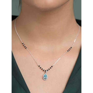 Compre un Mangalsutra de Plata Pura con Baño de Oro, Cadena de Perlas y Diamantes, Estilo Étnico Religioso, Regalo Perfecto para su Esposa - Product Image 5