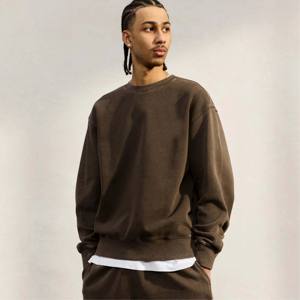 Sweat-shirt à col rond teint en tissu pour hommes, à la mode et pratique, idéal pour toutes les saisons et tenues décontractées - Product Image 4