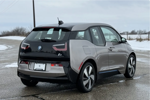 PRÊT À CONDUIRE - VÉHICULE D'OCCASION À VOLANT À GAUCHE |   Conduite à droite |   42K-MILEAGE 2015 B M W I3 REX - Product Image 3