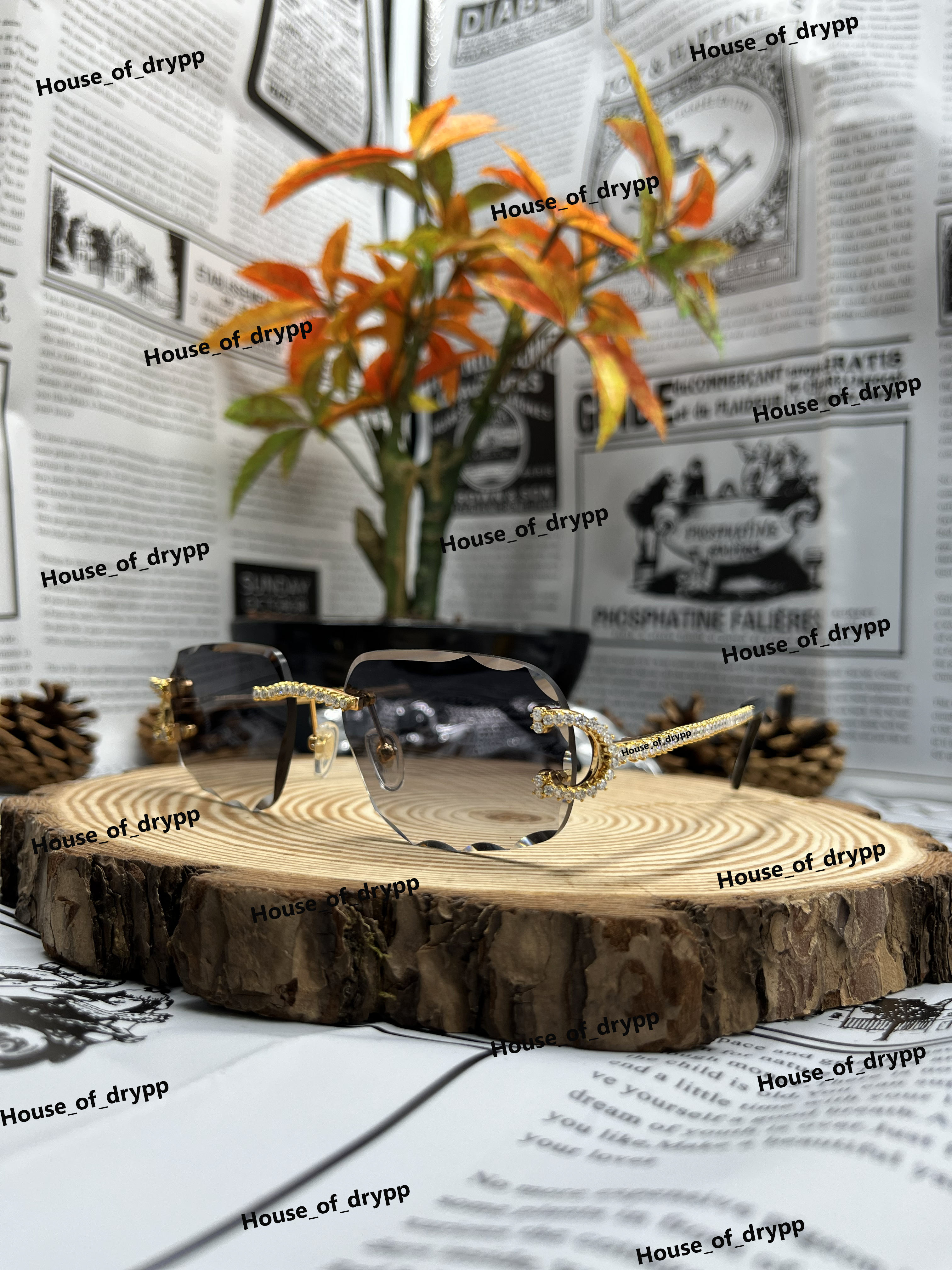 ตามที่แสดงเป็นภาพ