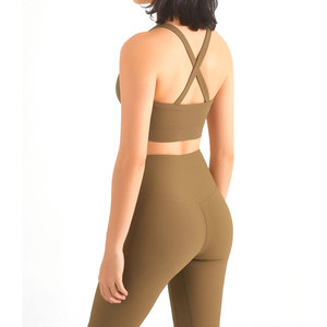 Conjuntos de pantalones cortos de Yoga para gimnasio con estilo multifunción para mujer, conjunto de sujetador y pantalones cortos de Yoga transpirables de secado rápido para mujer, servicio OEM - Product Image 4