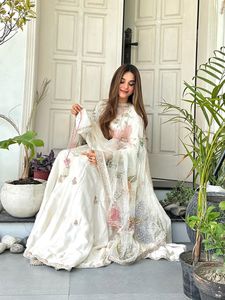 Robe et pantalon palazzo avec dupatta pour fête, mariage, festival, vêtements ethniques, ensemble le plus vendu, vêtements exclusifs pour femmes et filles indiennes, couleur blanche - Product Image 2