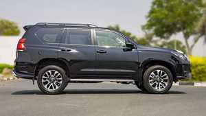 SUV Usada 2024, 4.0L, Tracción en las Cuatro Ruedas Permanente, Control de Desplazamiento, Automática, Asientos de Cuero Oscuros, Faros de Xenón, Lista para Conducir - Product Image 3