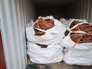 Déchets de fil de cuivre avec 99,9 % de cuivre, disponibles en vrac pour un recyclage efficace - Product Image 2