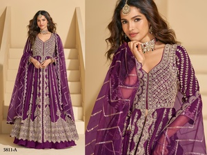 Vestido Anarkali de Diseñador Sayuri de la Mejor Calidad con Bordado Intenso para Mujer, para Bodas y Eventos, de Proveedor Indio - Product Image 2