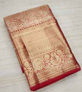 Saree Pishwas hecho a medida en lujoso Sari de seda tejido a mano con impresionante trabajo Zari en tonos dorados verde azulado Ideal para bodas - Product Image 6