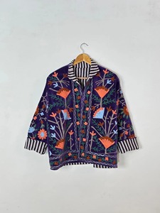 Veste en velours brodée bohème à manches longues, col rabattu, motif floral, grande taille, vêtements d'automne pour femmes - Product Image 1