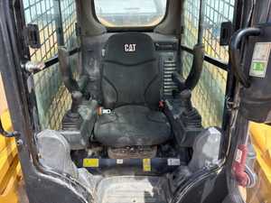 Cargadora de orugas Caterpillar 299D3 2023 de alto rendimiento con motor potente para construcción, envío rápido - Product Image 4