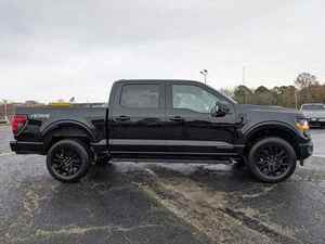 Usado 2024 F-o -- r-d XLT SuperCrew 4WD - Product Image 2