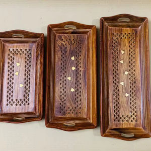 Bandeja de Madera Natural Hecha a Mano en Oferta, Artesanía de Madera de Saharanpur de la India en Venta - Product Image 1