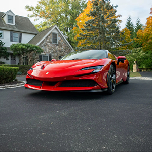 เฟอร์รารี่ SF90 สไปเดอร์ คอนเวอร์ทิเบิล ปี 2022 เกียร์อัตโนมัติ เบาะหนัง ไฮบริด เทอร์โบ รับรองคุณภาพ สภาพดี ใช้งานน้อย - Product Image 1