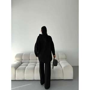 ชุดเสื้อถักคอปกตัวอักษร 1555 -สีดำ - Product Image 2