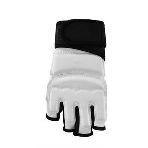 Gants MMA de fitness en cuir 100% fabriqués en usine pour adultes Prix de gros confortables pour les vêtements de combat dans la boxe d'arts martiaux - Product Image 2