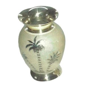 Florero de latón de alta calidad con grabado de acabado blanco y dorado para decoración del hogar Decoración de mesa Florero - Product Image 4