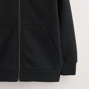 เสื้อผ้าลำลองแขนยาวสีพื้น บริการออกแบบ OEM สำหรับผู้ซื้อจำนวนมาก พร้อมแขนยาวและฮู้ดสวมใส่สบายพร้อมซิป 2026 - Product Image 4