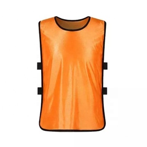 Gilet d'entraînement de football et de football, bavoirs d'entraînement de football pour adultes, gilets en maille personnalisés d'entraînement de football, bavoirs en maille 2023 - Product Image 2