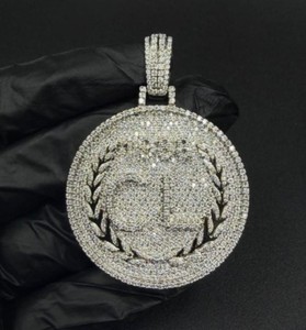 Colgante de Diamante Moissanite Iced Out, Plata 925, Micro Pavé, Corte Brillante Redondo, Joyería de Lujo Unisex - Product Image 1