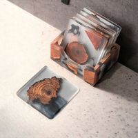 Ensemble de grands dessous-de-plat carrés et sous-verres de style Zen moderne américain/asiatique, décoration de table rustique en bois de noyer/cèdre et résine époxy, GOD Stocked