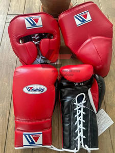 Ensemble de boxe en cuir véritable personnalisable avec votre logo, super confortable, pour le kickboxing, le MMA, le Muay Thai, les gants d'entraînement. - Product Image 5