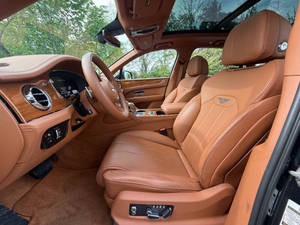 Bentley Bentayga 2022 Certificado Limpio - Product Image 3