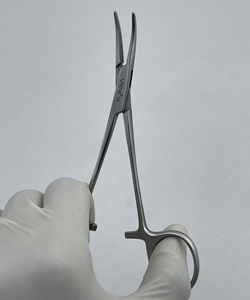 Pince hémostatique de qualité supérieure Pince à moustiques Halsted Pince à artères Instrument chirurgical allemand droit/incurvé en acier inoxydable - Product Image 1