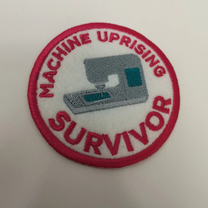 Petite machine à broder personnalisée Badges Logo Patch Tridimensionnel Broderie Patch Fleur Sergé Tissu Adhésif Merrow Bordure - Product Image 3