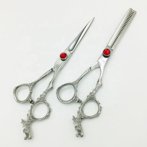 กรรไกรตัดผมญี่ปุ่นแบบมืออาชีพมีด้ามจับมังกรมีดปลายแหลมสำหรับร้านเสริมสวย - Product Image 3