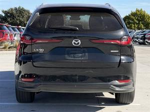 Mazda CX-90 3.3 Turbo Preferred 4dr SUV AWD 2024 Usado en Buenas Condiciones - Product Image 2