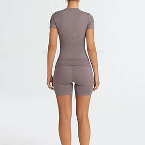 Vêtements de sport pour femmes de qualité supérieure Shorts et chemises à motif solide léger pour printemps/été-Vente en gros de vêtements de sport - Product Image 5