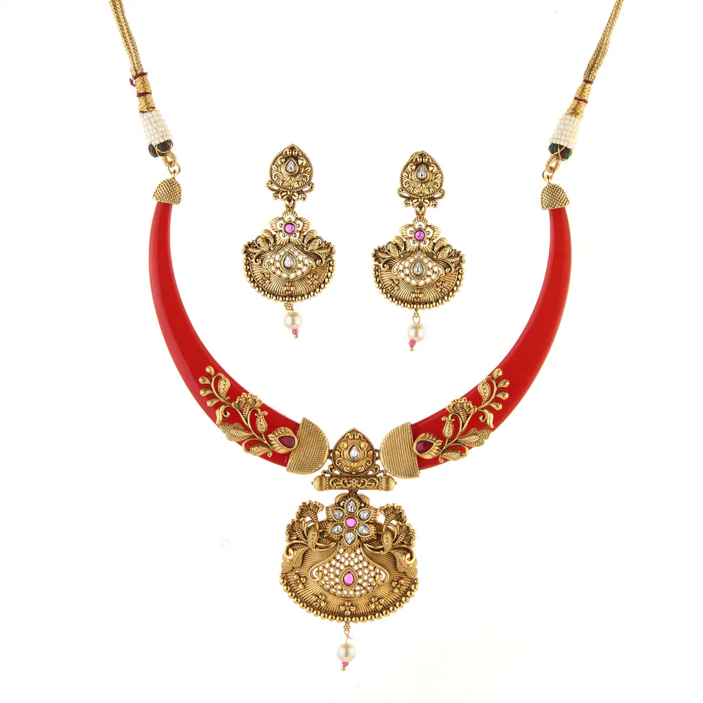 Sul estilo indiano clássico colar antigo conjunto com chapeamento ouro fosco 213617 atacadistas na Índia