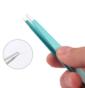 Pince à sourcils à pointe oblique en acier inoxydable de qualité supérieure avec logo personnalisé et outils d'épilation de haute qualité - Product Image 5