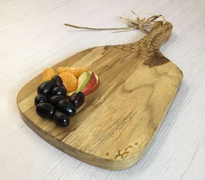 Stylenest Exportación Tallado a mano de madera de teca Tema del océano Ecológico Bloque de cortar Decoración de cocina elegante - Product Image 3