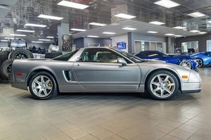 ACURA NSX-T 2005, MANUAL DE 6 VELOCIDADES, MOTOR V6 DE 3.2 LITROS, MÁS VENDIDO - Product Image 2