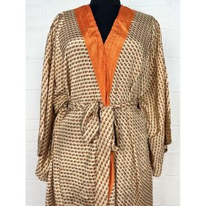 Vintage Silk Riya Short Kimono Lightweight Boho <b>Robe</b> Perfect <b>Beach</b> Coverup for Her Recyclable Swimsuit Accessory Soft Breathable - Product Image 2