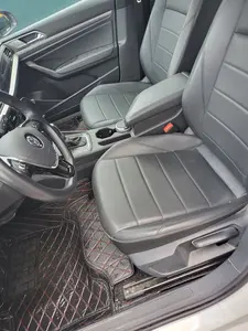 V O K S VV A G E N  e-Larvida III 2019, Sedán con Tracción en las Cuatro Ruedas, Litio R18, Cuero - Product Image 2