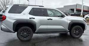 Sport 2025 4Runner TRD Sport Premium 4dr SUV 4WD (2.4L 4 cilindros Turbo 8A) - Product Image 2