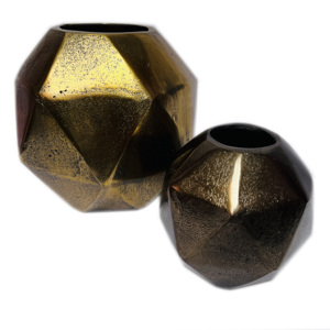 Vase moderne en métal argenté avec 5 ouvertures en forme de corne, décoration de table faite à la main - Product Image 4