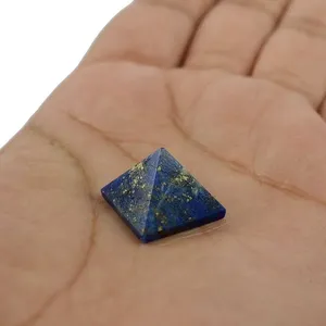 Pyramide en Lapis Lazuli Naturel 10-15 mm pour la Sagesse, la Clarté et la Force Intérieure - Product Image 3
