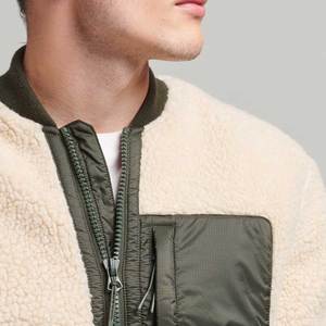 Chaqueta Sherpa Formal de alta calidad duradera para hombre 2025 Venta caliente a prueba de viento transpirable 100% logotipo frontal de lana - Product Image 4