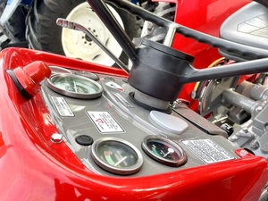 รถแทรกเตอร์ฟาร์ม Massey Ferguson 290 กำลัง 85 แรงม้า ขับเคลื่อน 4 ล้อ รถแทรกเตอร์อเนกประสงค์สำหรับงานภาคเกษตร - Product Image 4